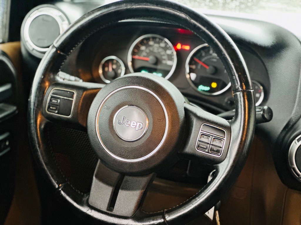 2012 Jeep Wrangler Unlimited Image 18