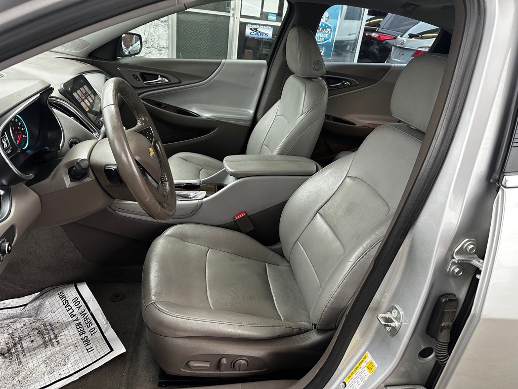 2016 Chevrolet Malibu Image 15