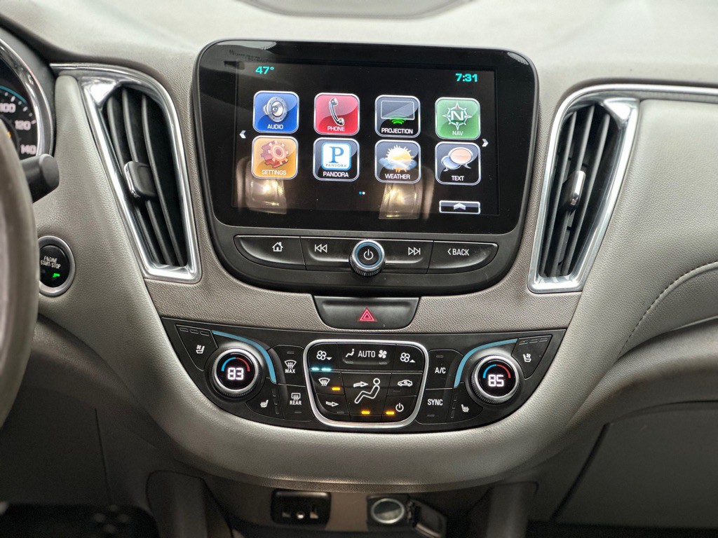 2016 Chevrolet Malibu Image 16