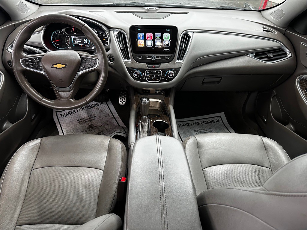 2016 Chevrolet Malibu Image 17
