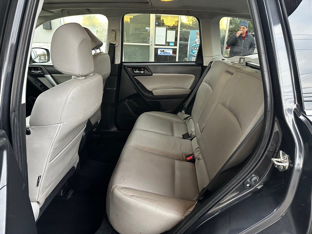 2016 Subaru Forester Image 15