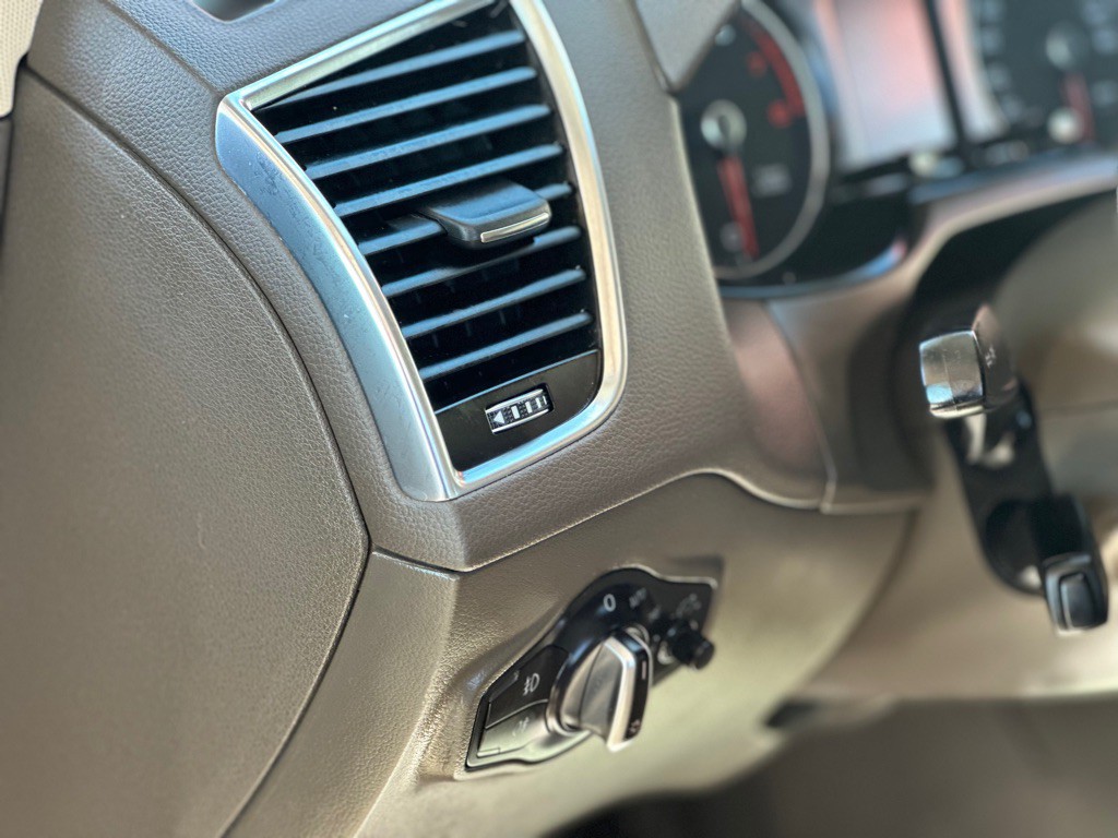 2015 Audi Q5 Image 11