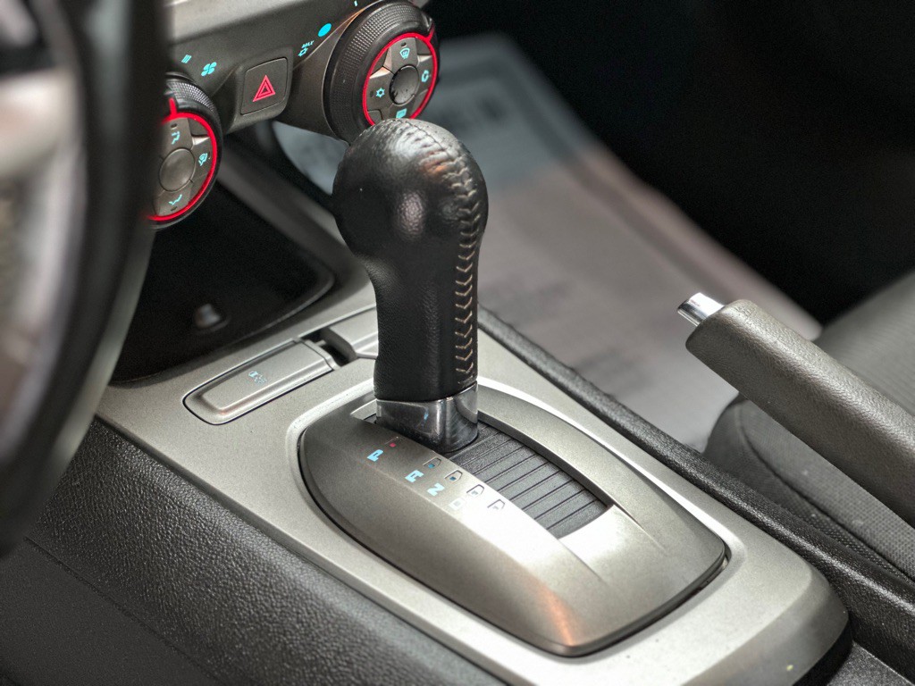 2013 Chevrolet Camaro Image 11