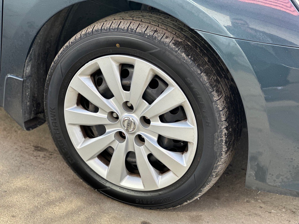 2017 Nissan Sentra Image 8