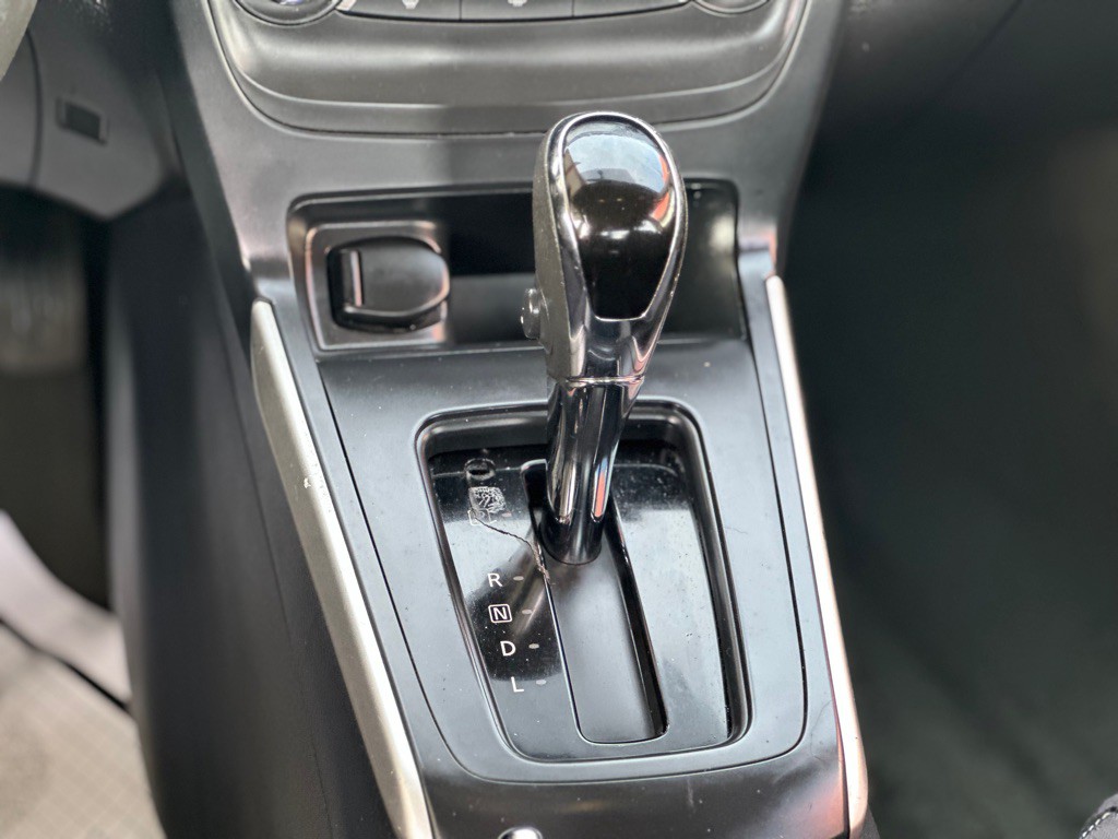 2017 Nissan Sentra Image 15