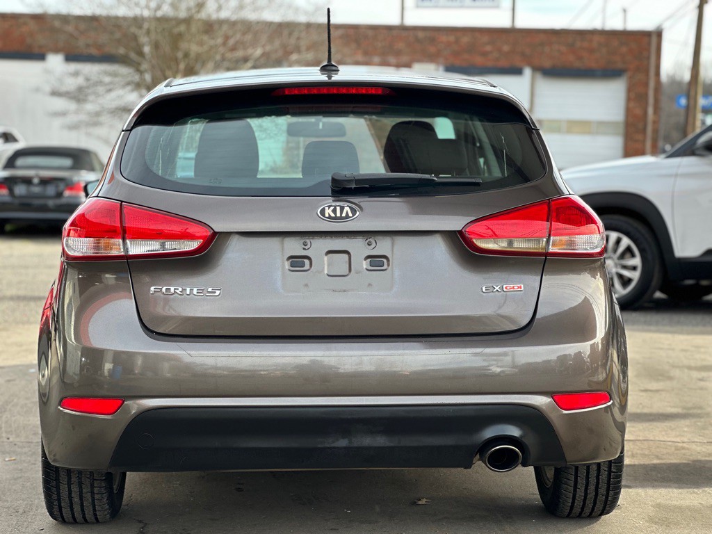 2015 Kia Forte Image 5