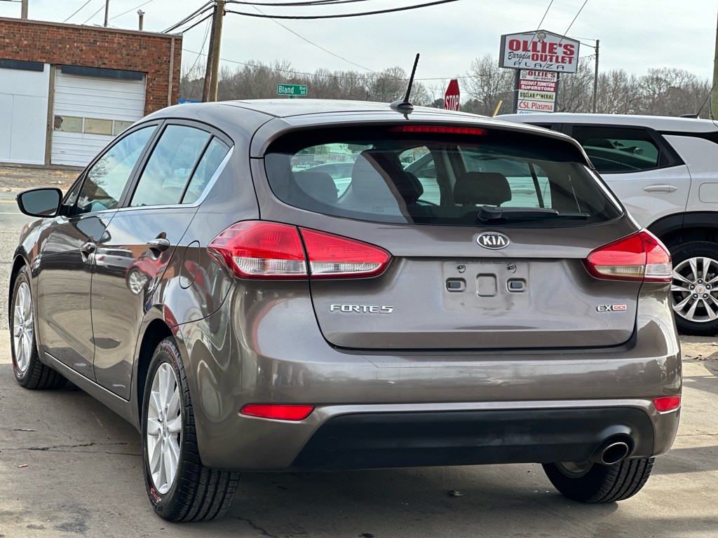 2015 Kia Forte Image 7