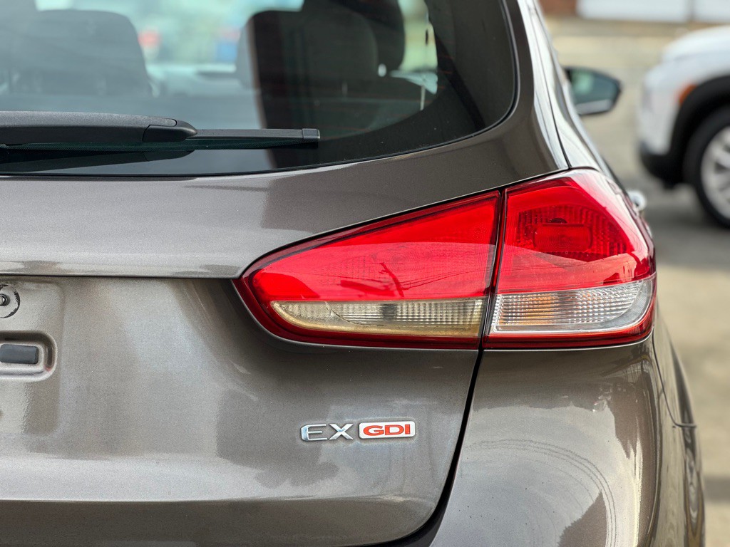 2015 Kia Forte Image 8