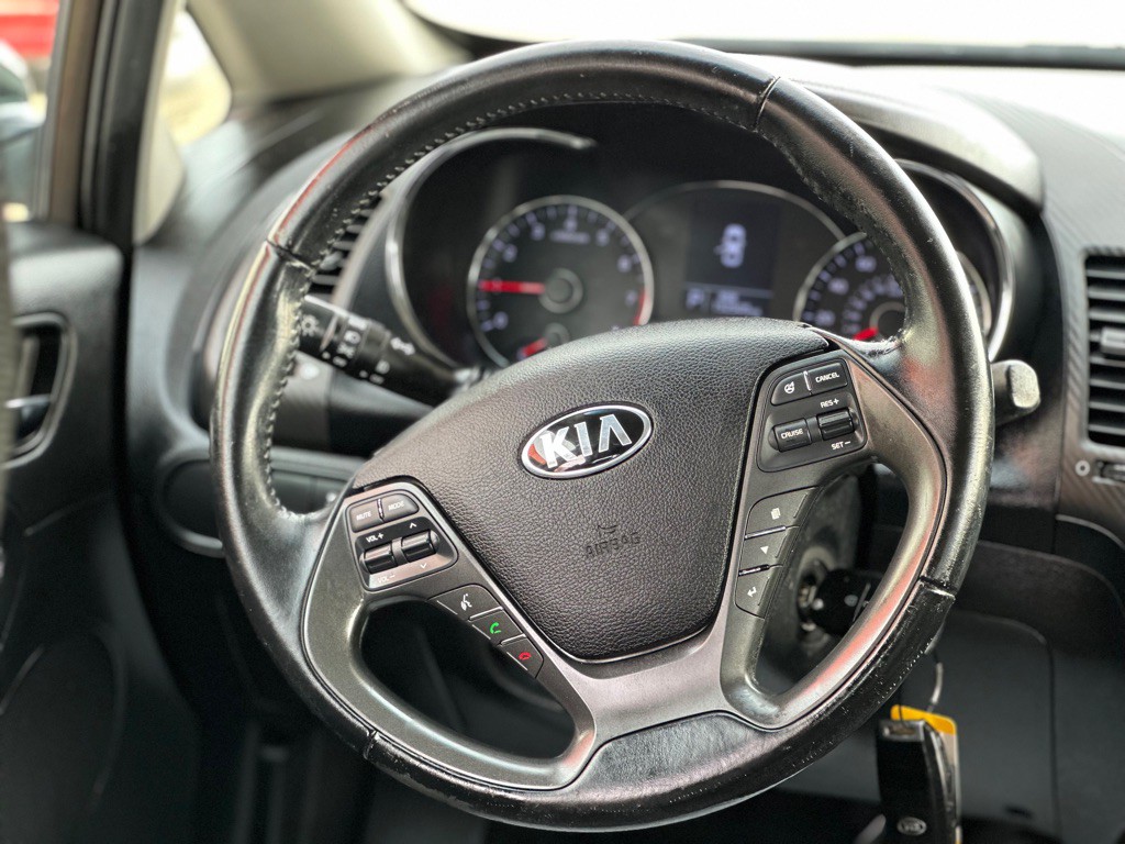 2015 Kia Forte Image 12