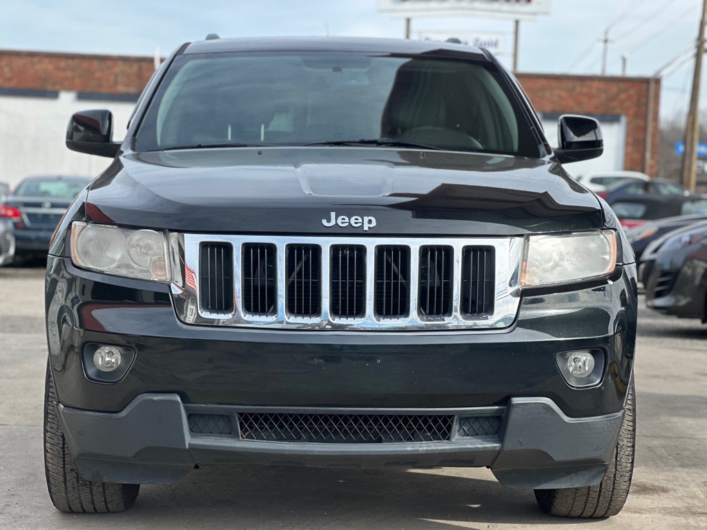 2012 Jeep Grand Cherokee Image 2