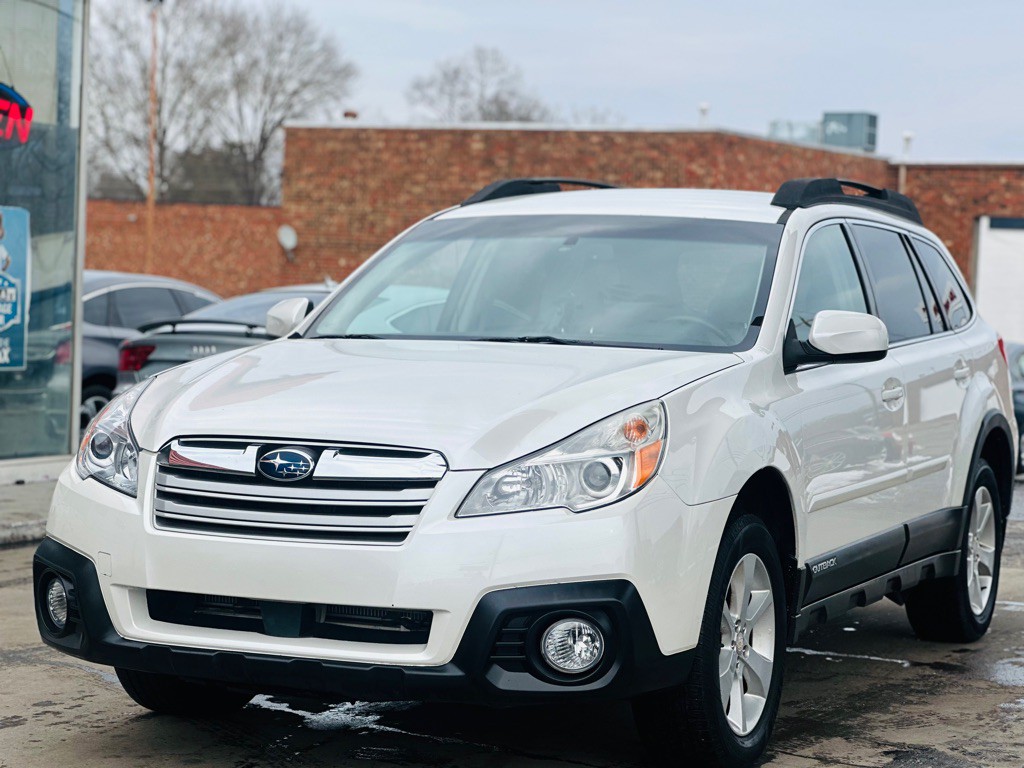 2014 Subaru Outback Image 3