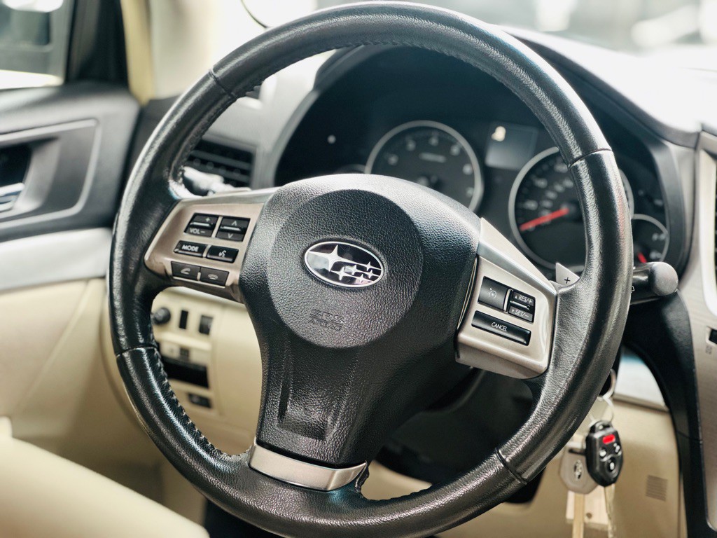 2014 Subaru Outback Image 10