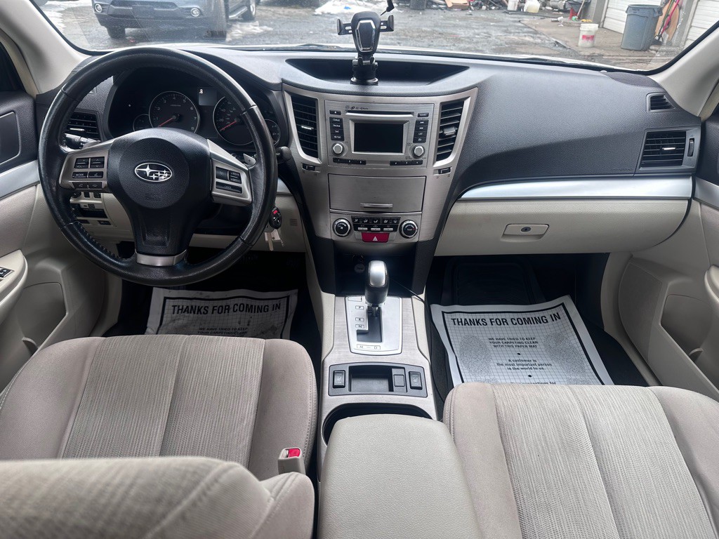 2014 Subaru Outback Image 11