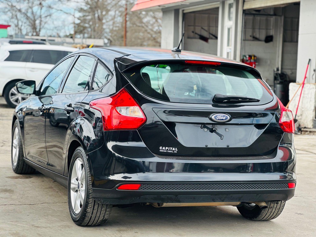 2014 Ford Focus Image 8