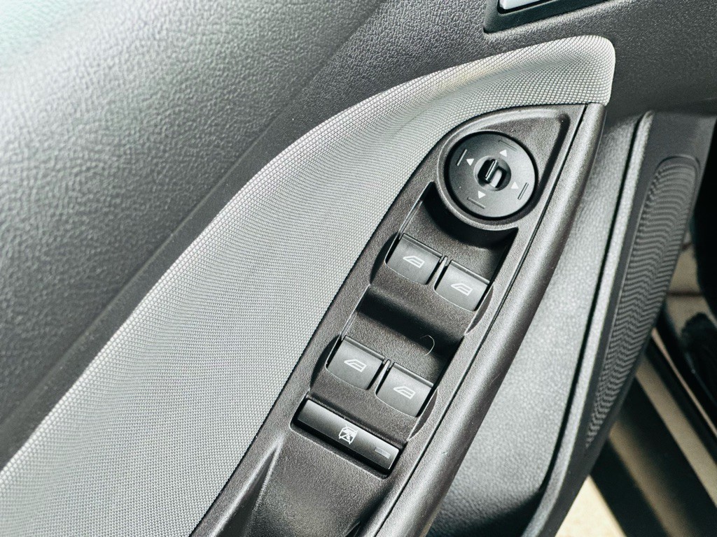 2014 Ford Focus Image 11