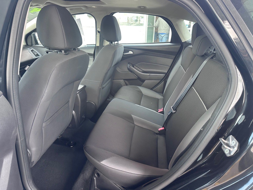 2014 Ford Focus Image 16
