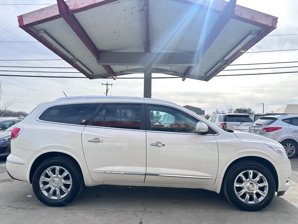 2015 Buick Enclave Image 4