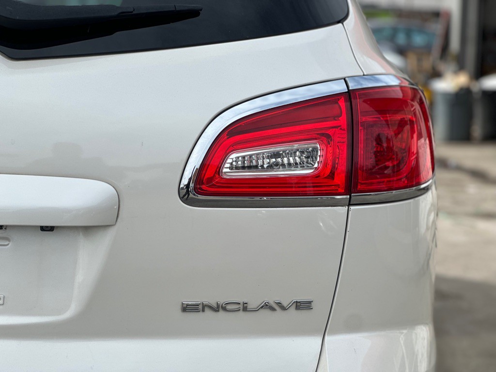 2015 Buick Enclave Image 8