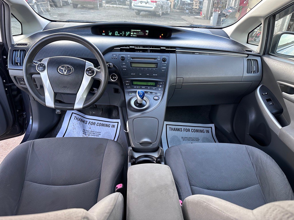 2010 Toyota Prius Image 9