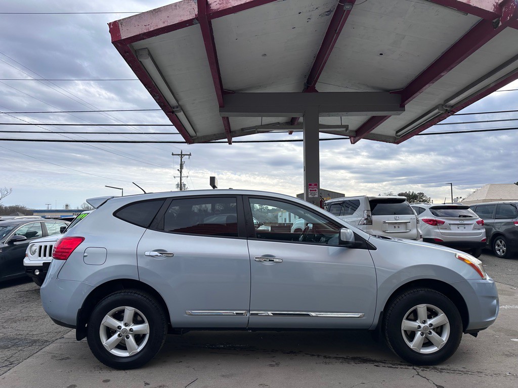 2013 Nissan Rogue Image 4