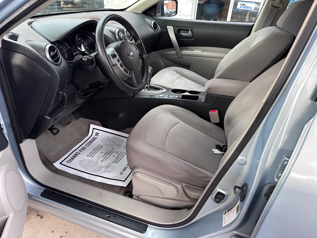 2013 Nissan Rogue Image 8