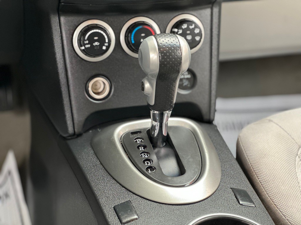 2013 Nissan Rogue Image 9