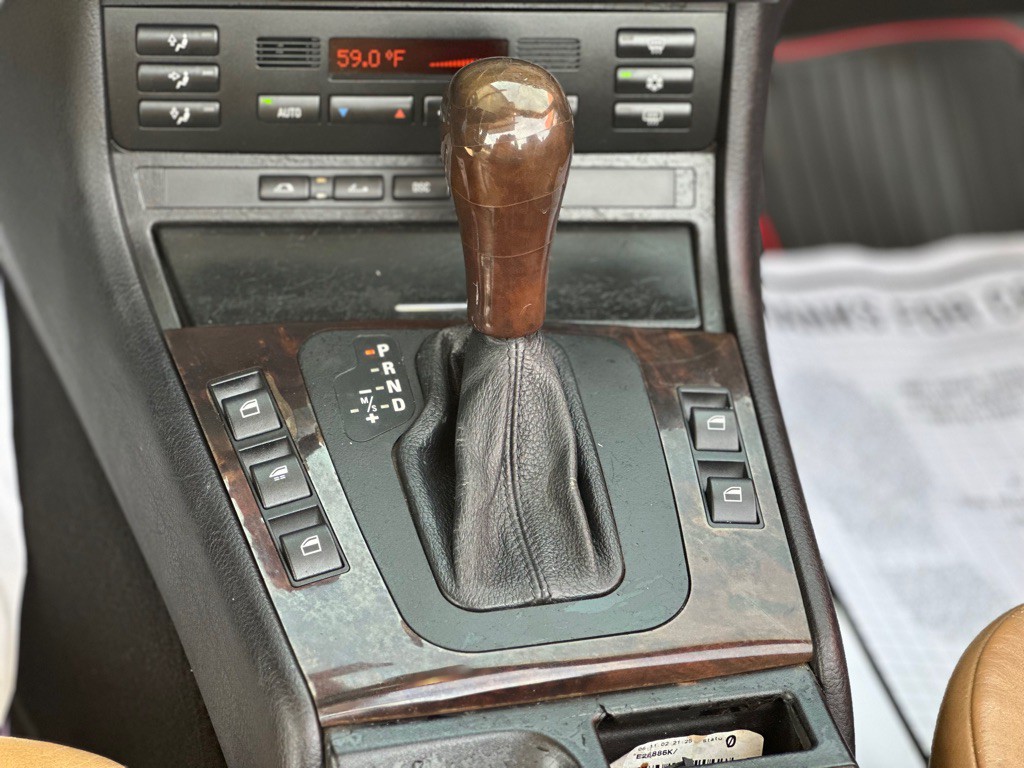 2003 BMW 3 Series Image 14