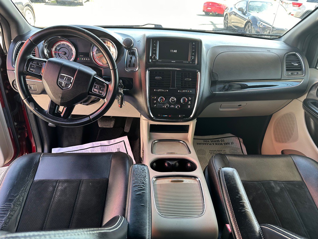 2017 Dodge Grand Caravan Image 11