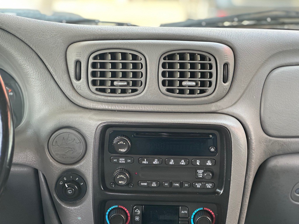 2005 Chevrolet Trailblazer Image 13