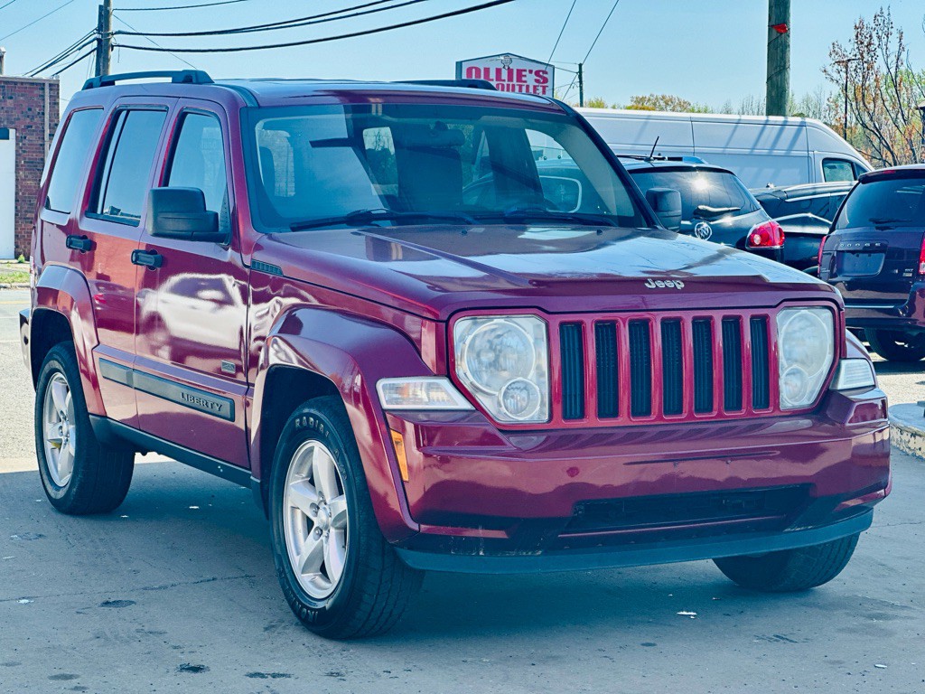 2009 Jeep Liberty Image 1