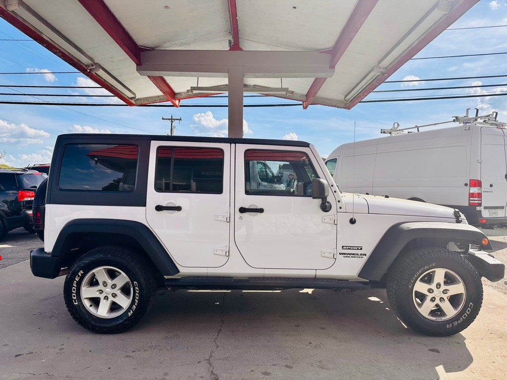 2015 Jeep Wrangler Unlimited Image 5