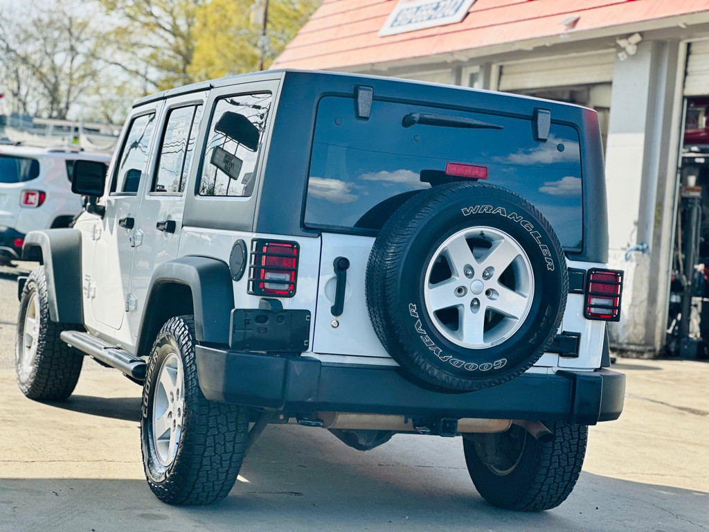 2015 Jeep Wrangler Unlimited Image 8