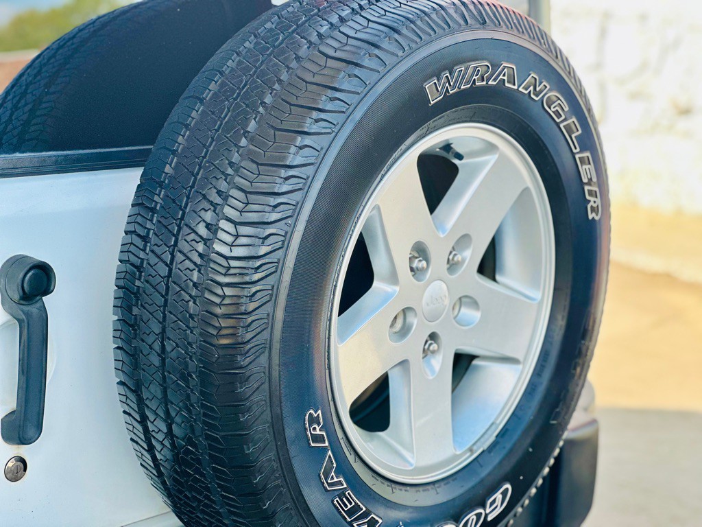 2015 Jeep Wrangler Unlimited Image 9