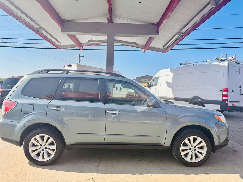 2013 Subaru Forester Image 4