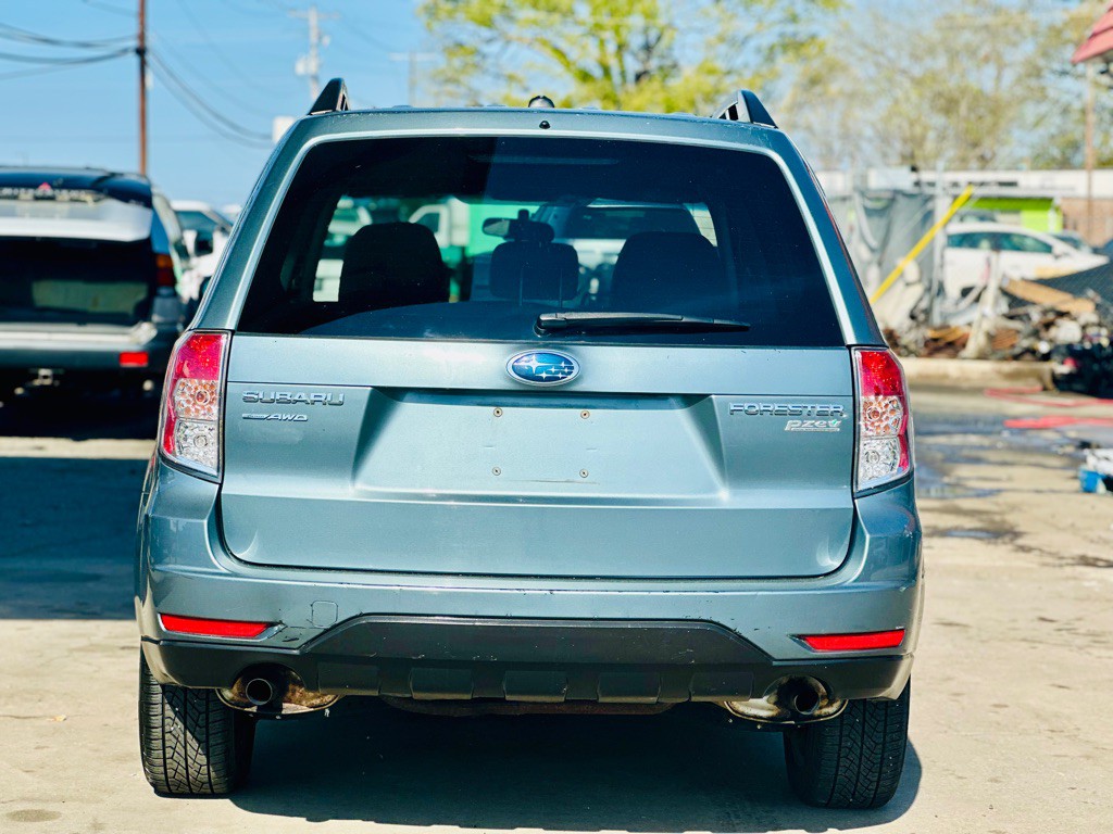 2013 Subaru Forester Image 6