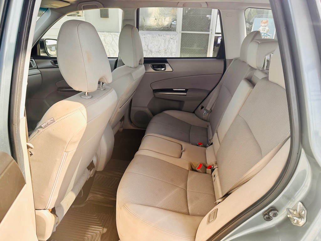 2013 Subaru Forester Image 15