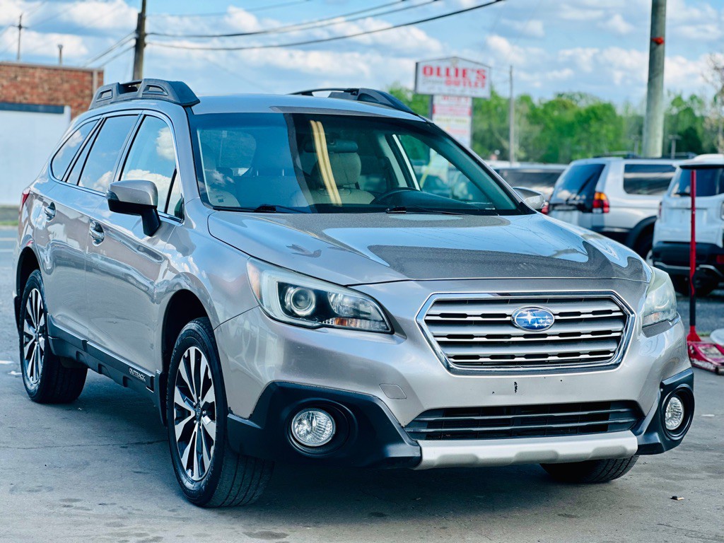 2015 Subaru Outback Image 1