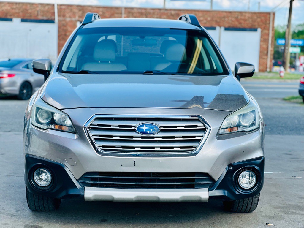 2015 Subaru Outback Image 2