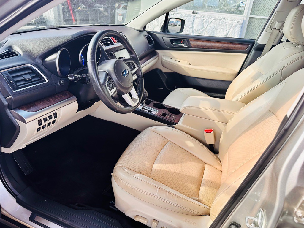 2015 Subaru Outback Image 11
