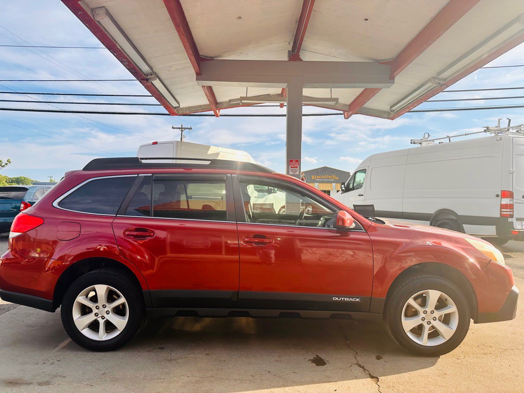 2013 Subaru Outback Image 5