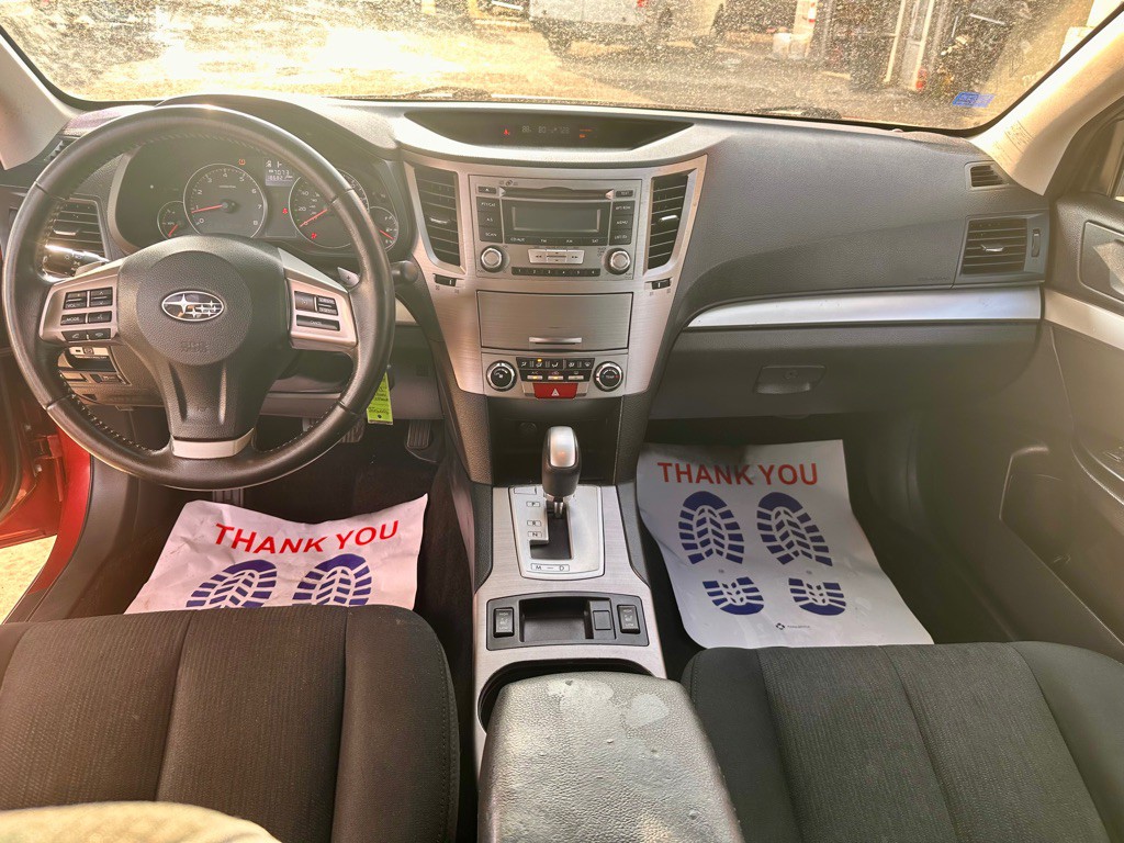2013 Subaru Outback Image 22