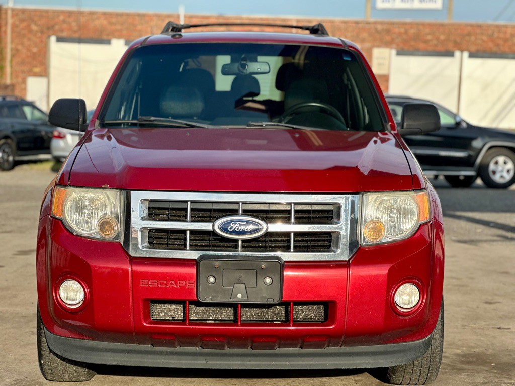 2012 Ford Escape Image 2