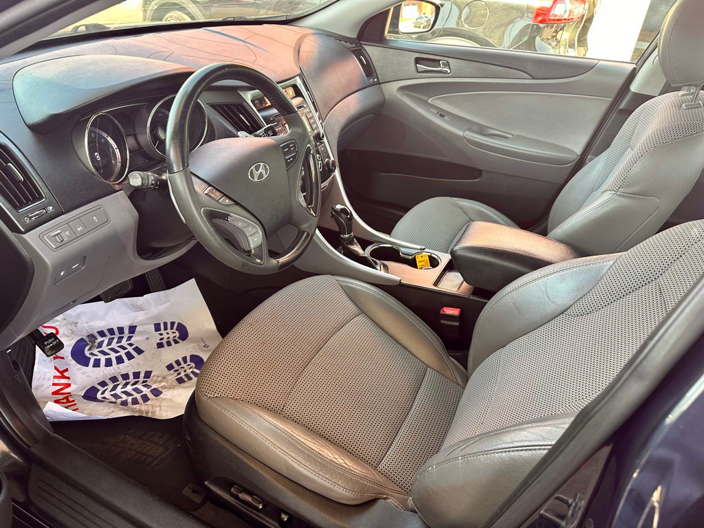 2012 Hyundai Sonata Image 13