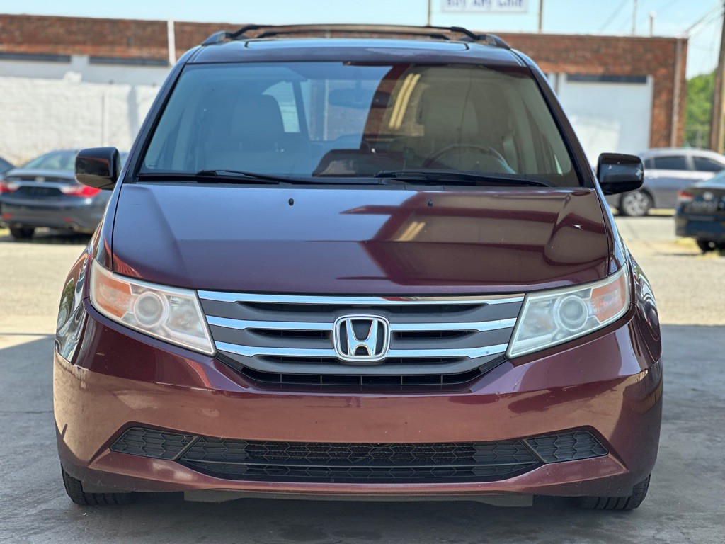 2013 Honda Odyssey Image 2