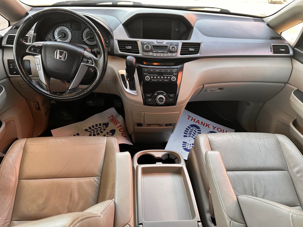 2013 Honda Odyssey Image 9