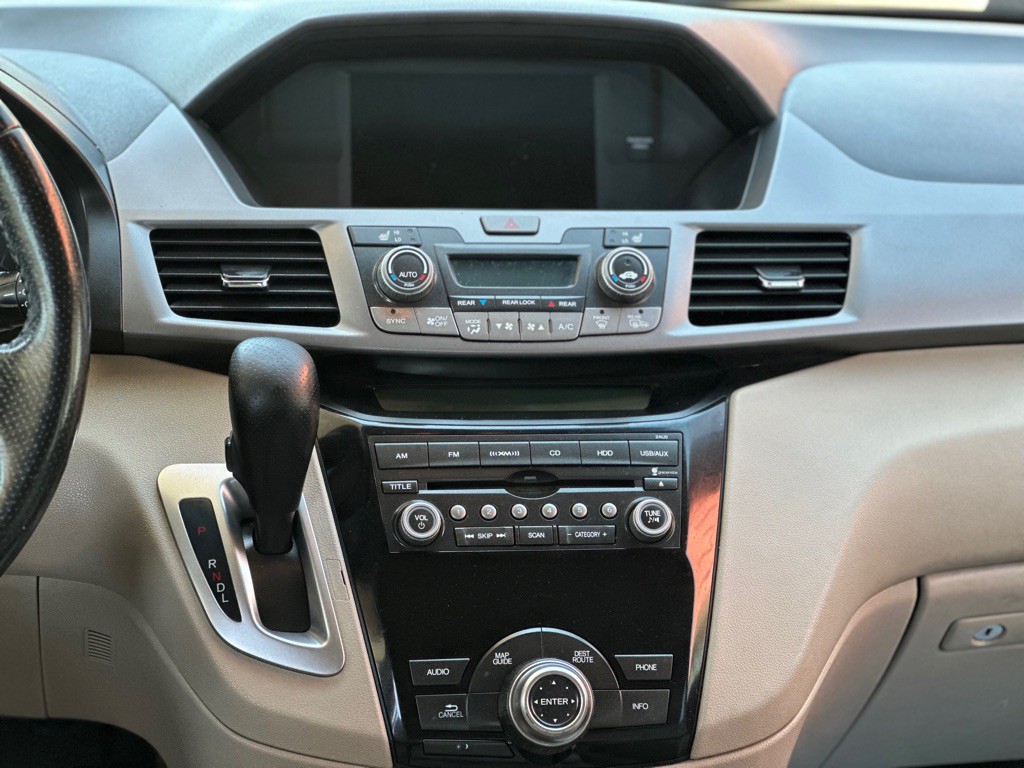2013 Honda Odyssey Image 15