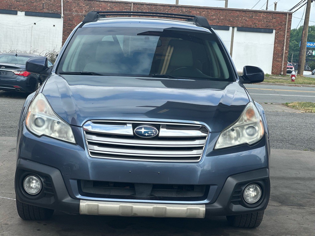 2013 Subaru Outback Image 2