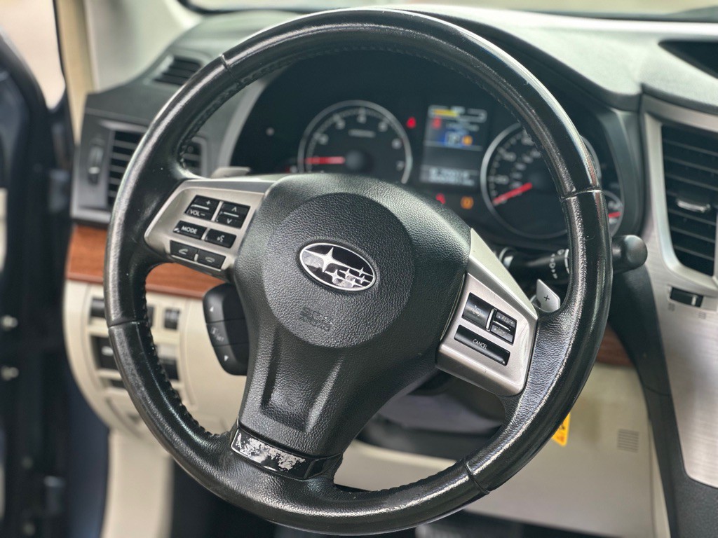 2013 Subaru Outback Image 12