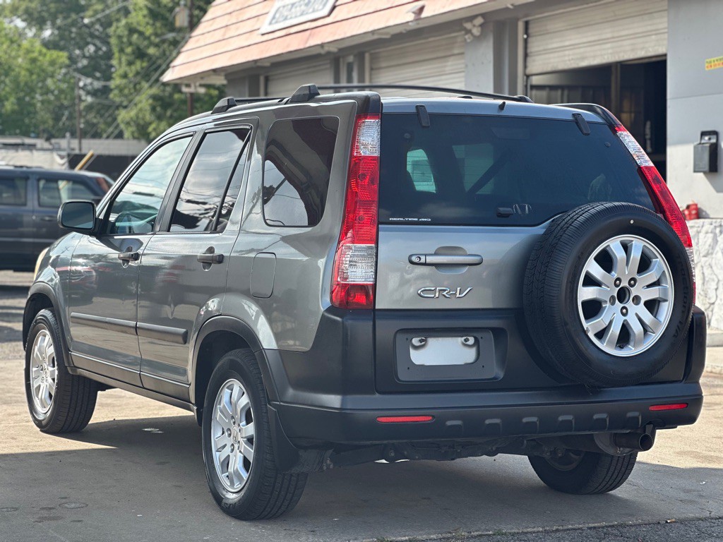2005 Honda CR-V Image 8