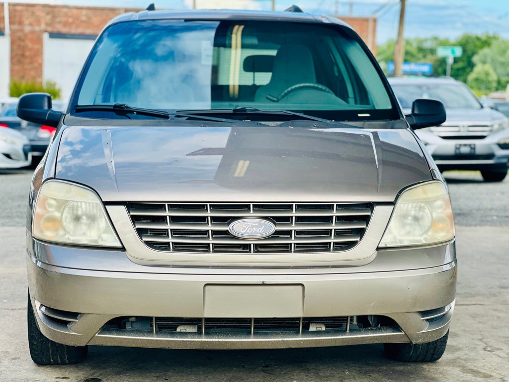 2006 Ford Freestar Image 2